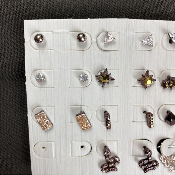 Topshop 11 Pair Earring Set - Picture 3 of 5